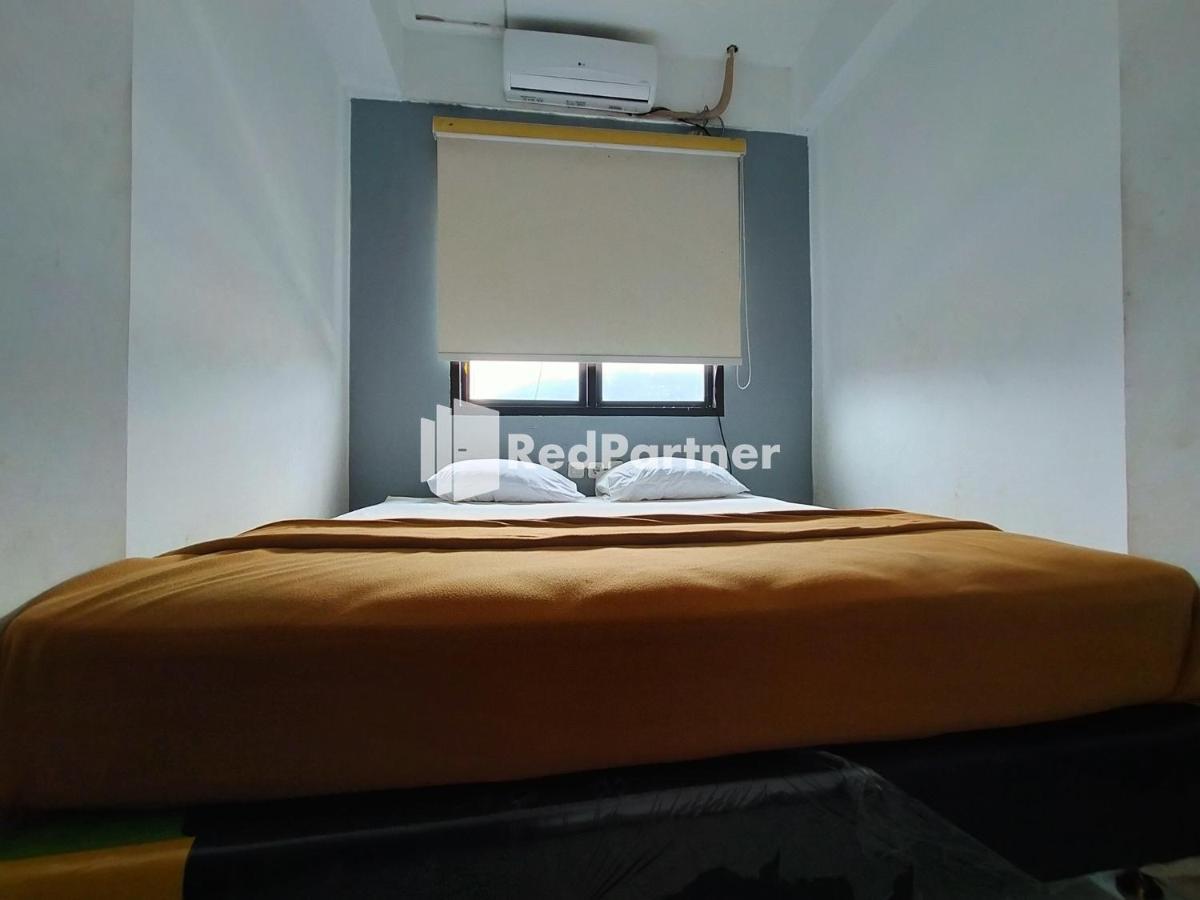 Hotel Ayu Lestari Ternate Redpartner Buitenkant foto