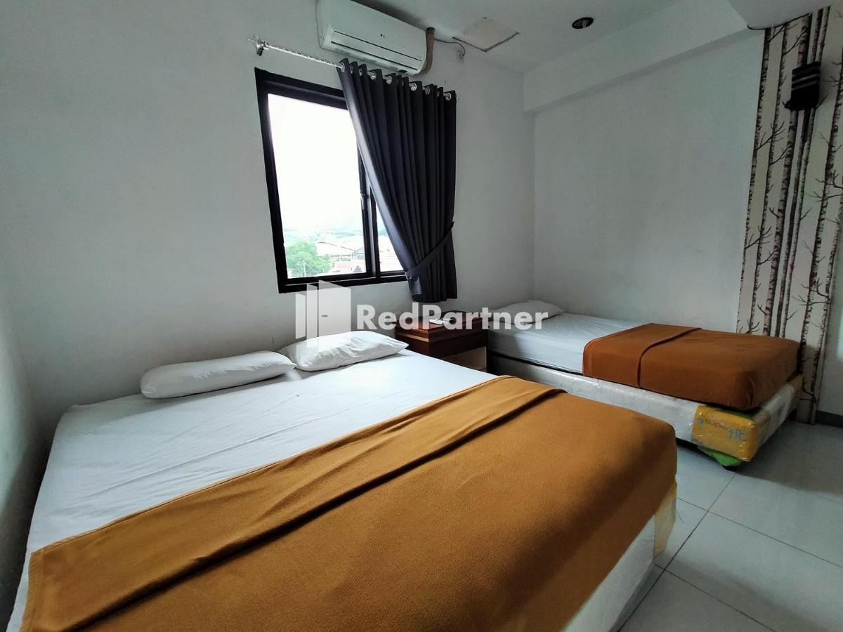 Hotel Ayu Lestari Ternate Redpartner Buitenkant foto