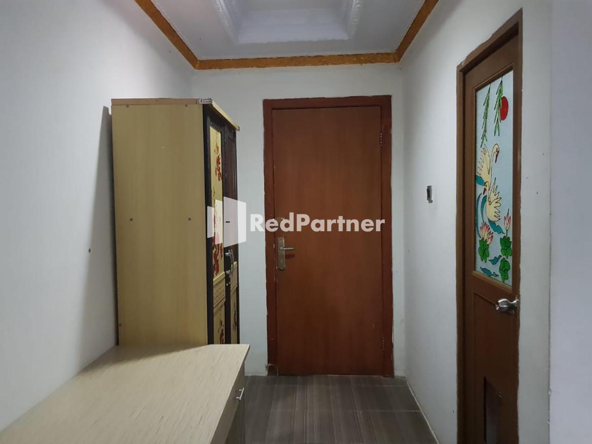 Hotel Ayu Lestari Ternate Redpartner Buitenkant foto