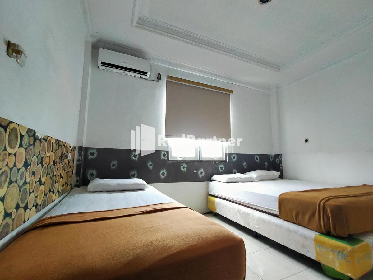 Hotel Ayu Lestari Ternate Redpartner Buitenkant foto