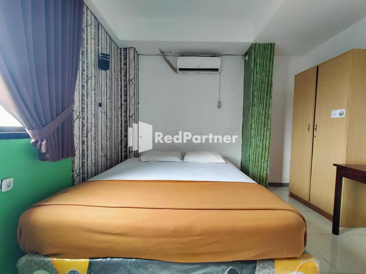 Hotel Ayu Lestari Ternate Redpartner Buitenkant foto