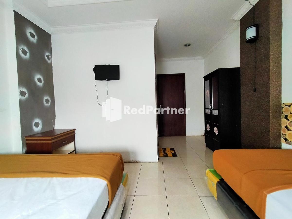 Hotel Ayu Lestari Ternate Redpartner Buitenkant foto