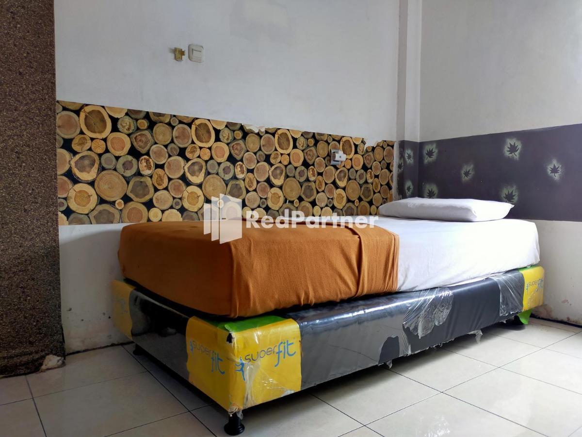 Hotel Ayu Lestari Ternate Redpartner Buitenkant foto