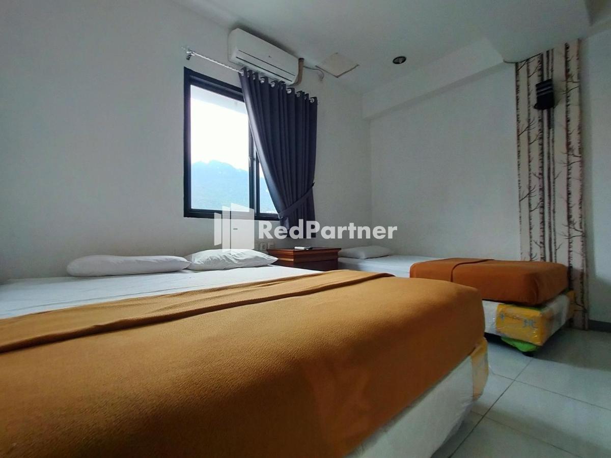 Hotel Ayu Lestari Ternate Redpartner Buitenkant foto