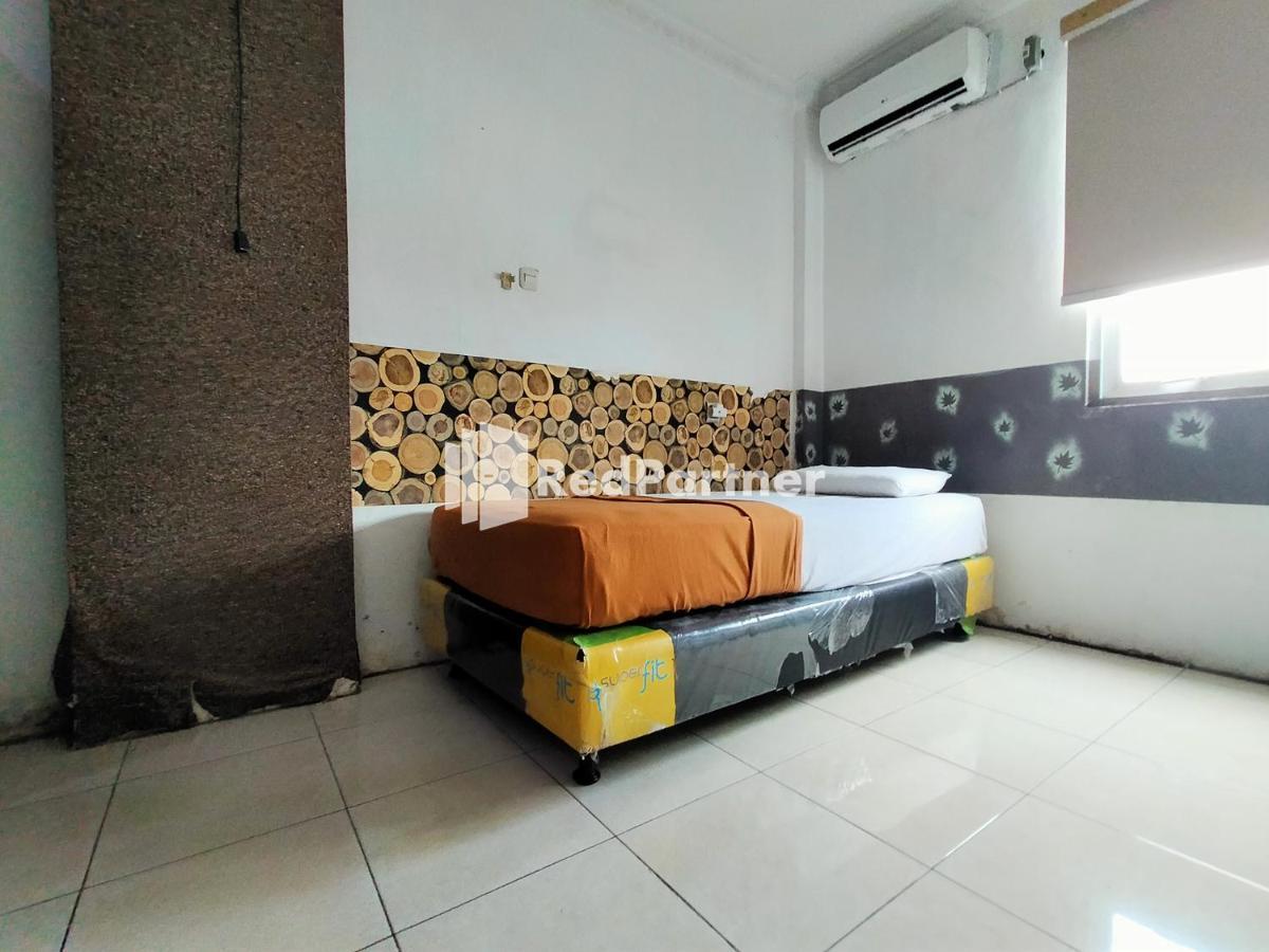 Hotel Ayu Lestari Ternate Redpartner Buitenkant foto