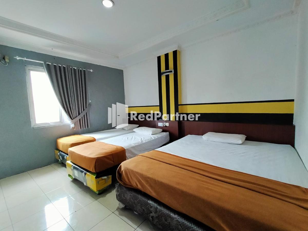 Hotel Ayu Lestari Ternate Redpartner Buitenkant foto